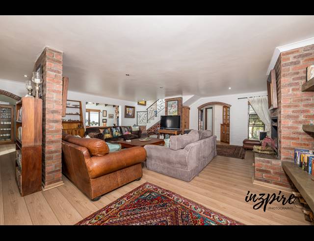 3 BEDROOM HOUSE TO LET IN DIAZ BEACH